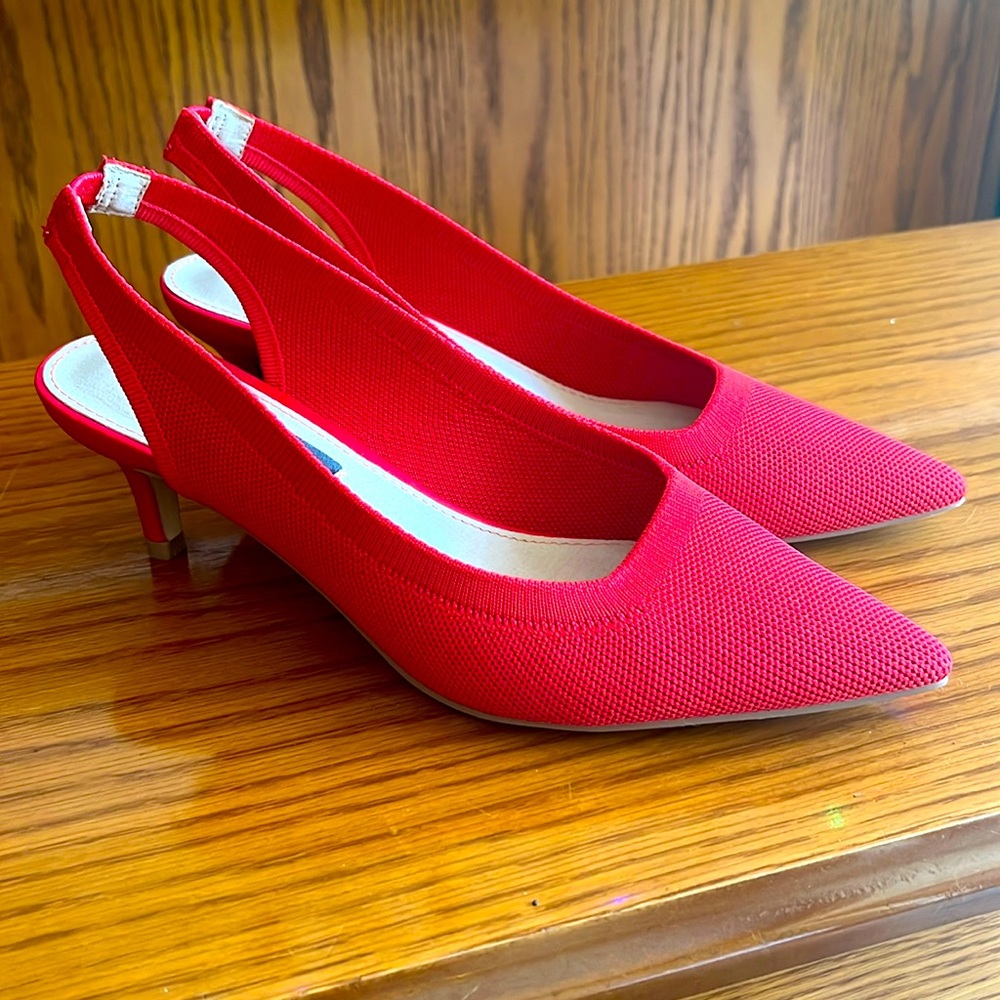 Comfortable Red Slingback Heels, never worn!